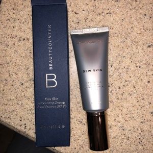 Beauty Counter Dew skin moisturizer coverage!